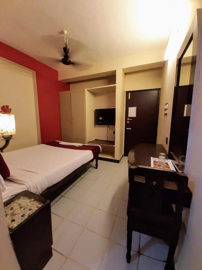 Ravi Krishna Inn Puducherry Eksteriør billede